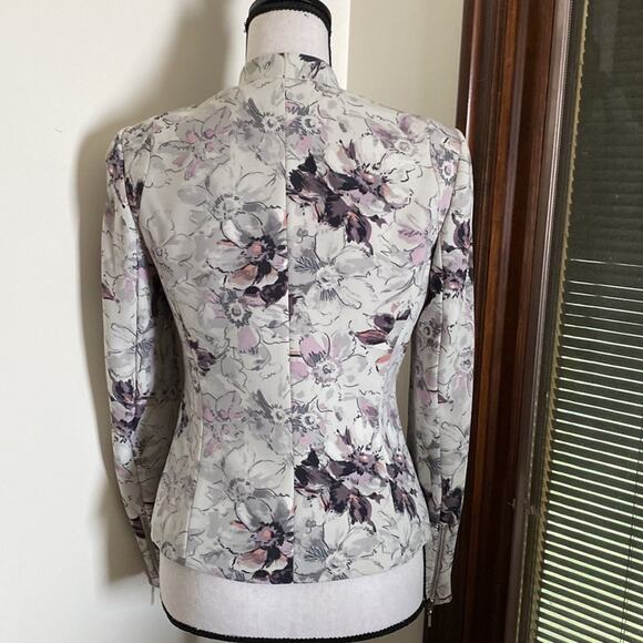 Rebecca Taylor | Floral Blazer Size 2 - Picture 8 of 12